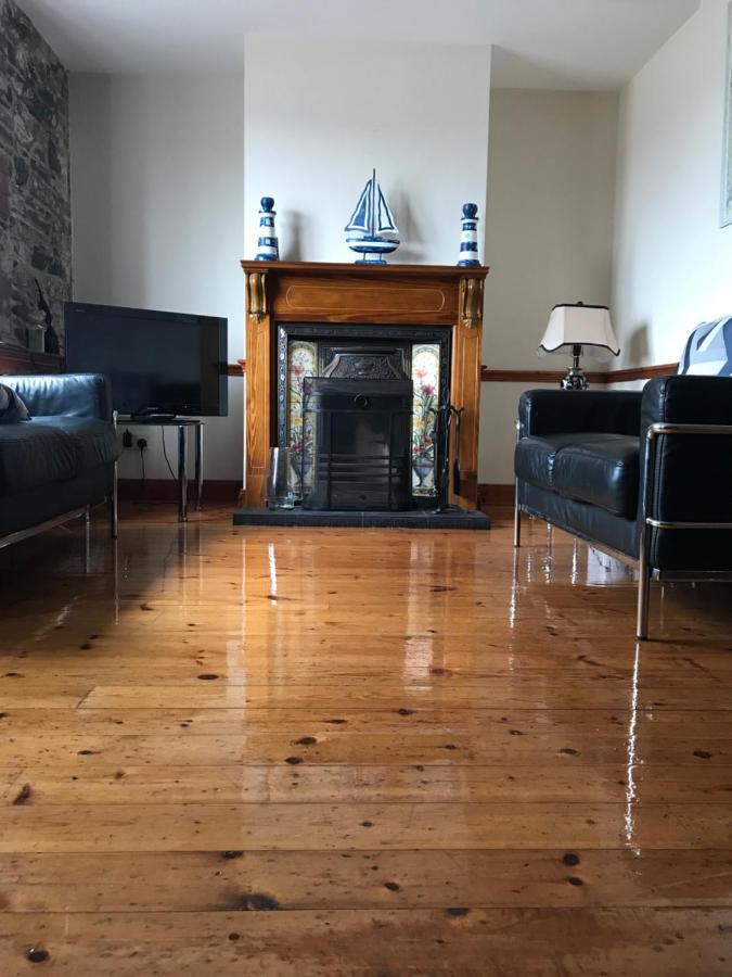 Lovely Apartment Overlooking The Harbour And Bay Ardglass Екстериор снимка