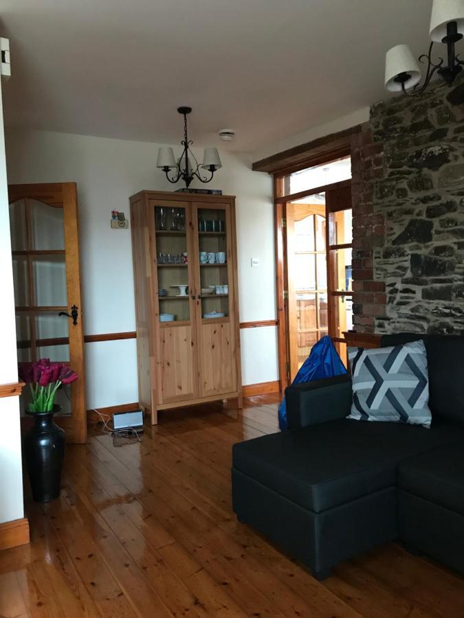 Lovely Apartment Overlooking The Harbour And Bay Ardglass Екстериор снимка