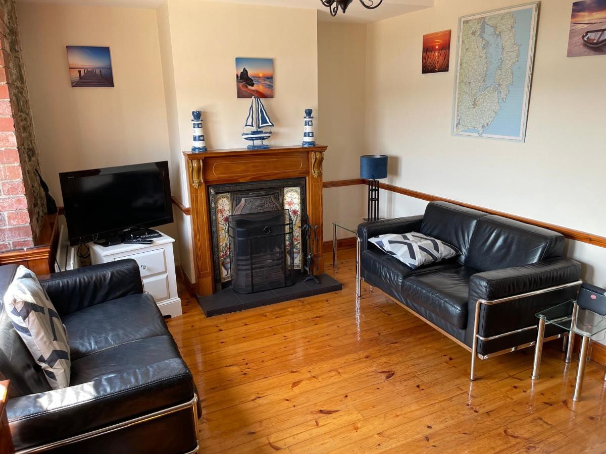 Lovely Apartment Overlooking The Harbour And Bay Ardglass Екстериор снимка